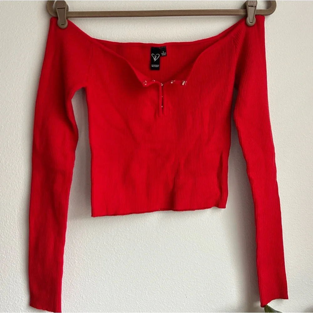 Windsor Vibrant Red Off-Shoulder‎ Sweater